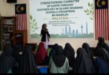 Kaprodi PGMI IAIM Lumajang Berikan Materi Ekoteologi di Pesantren An-Nahdloh Malaysia